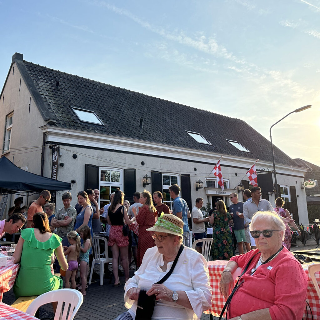 CD-SQ-11-1-1024x1024 Dorps initiatieven